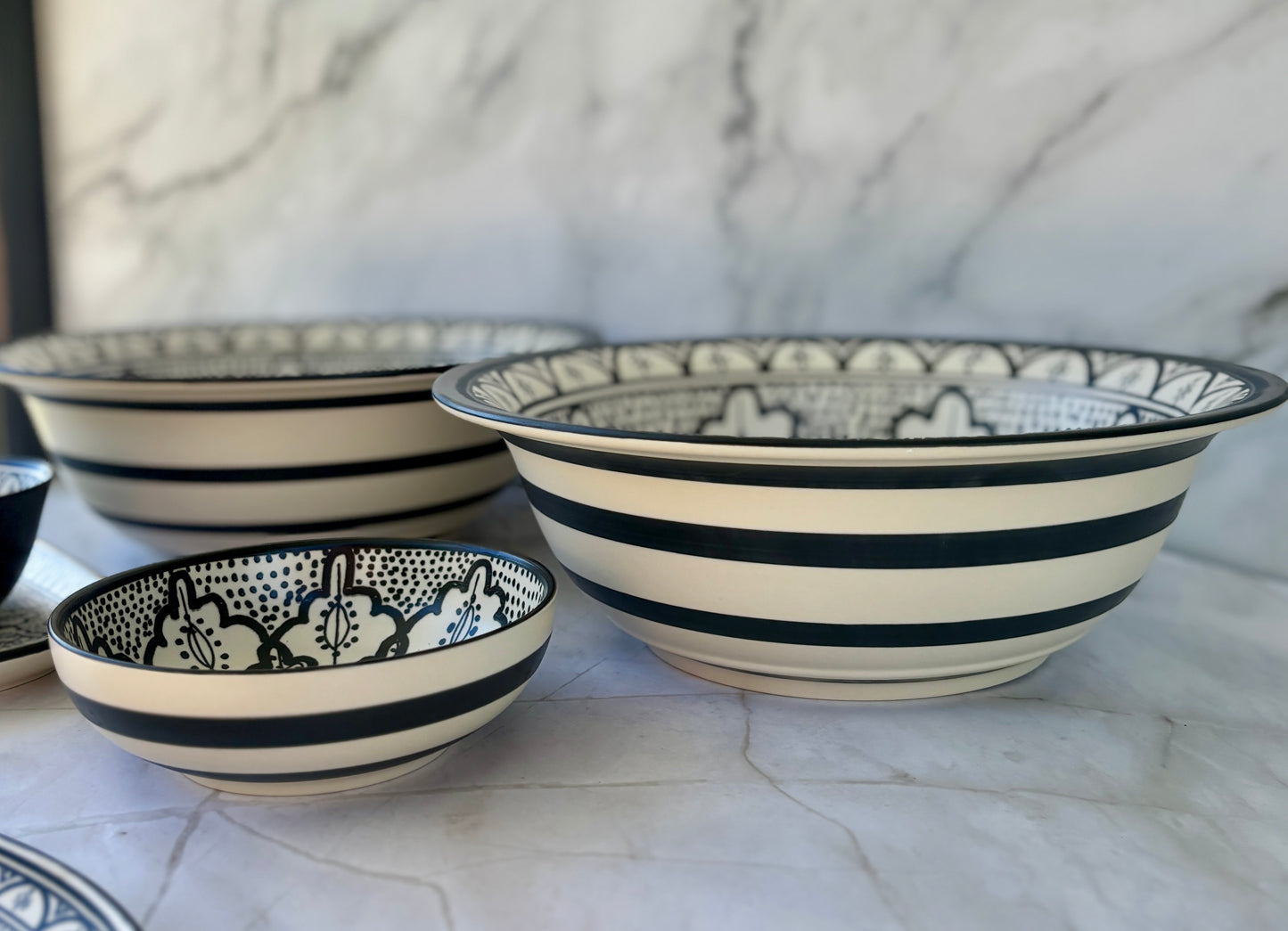 Aleah Ceramic Bowl 28.5x9 Black/White