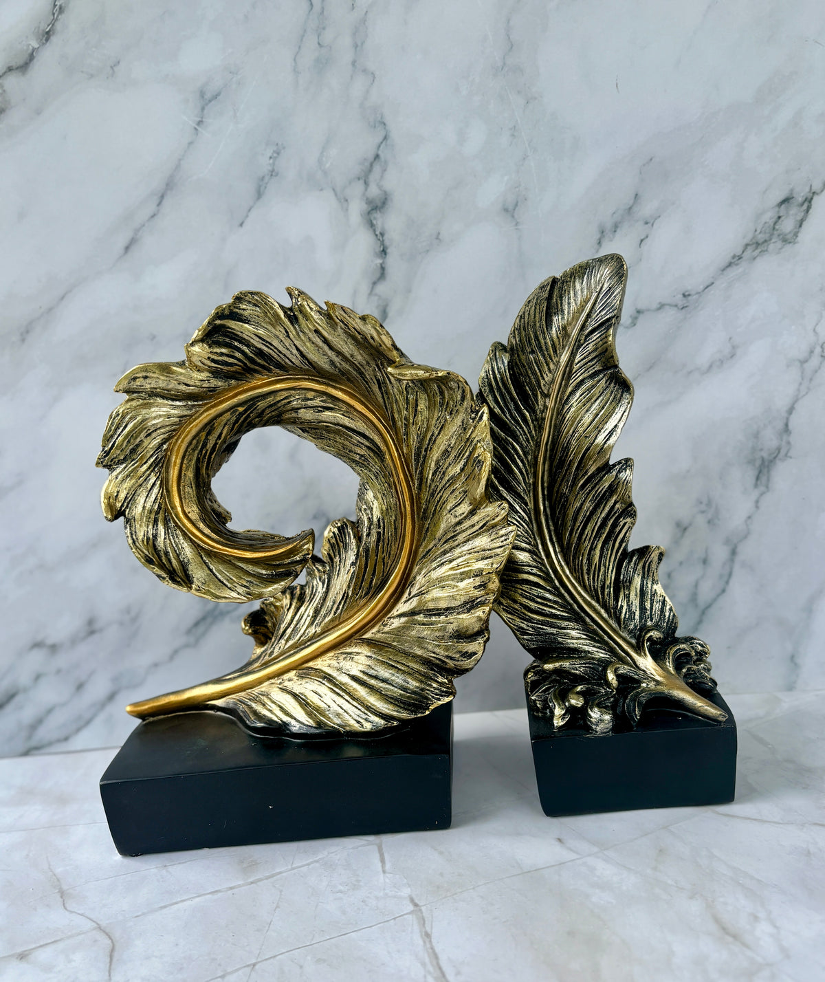 Upright Feather - Gold