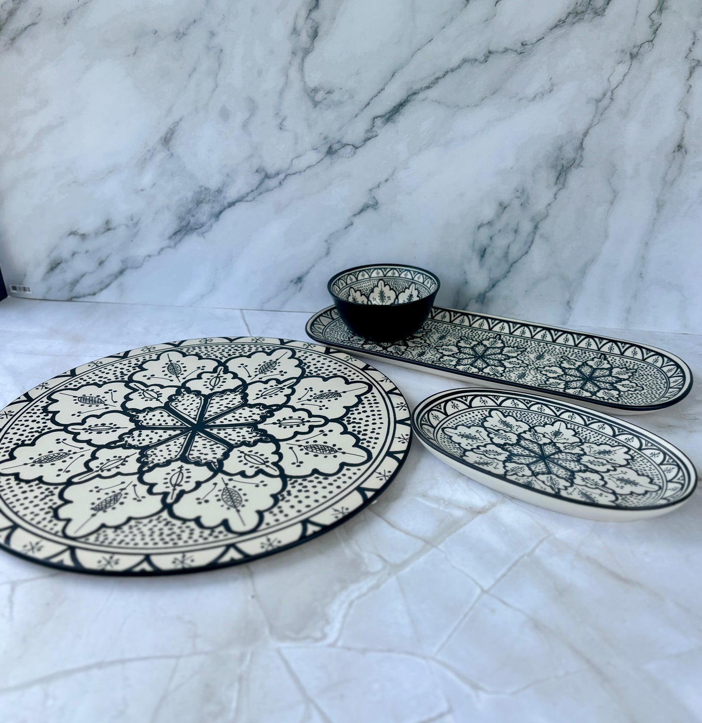Aleah Ceramic Cheese Board - Black