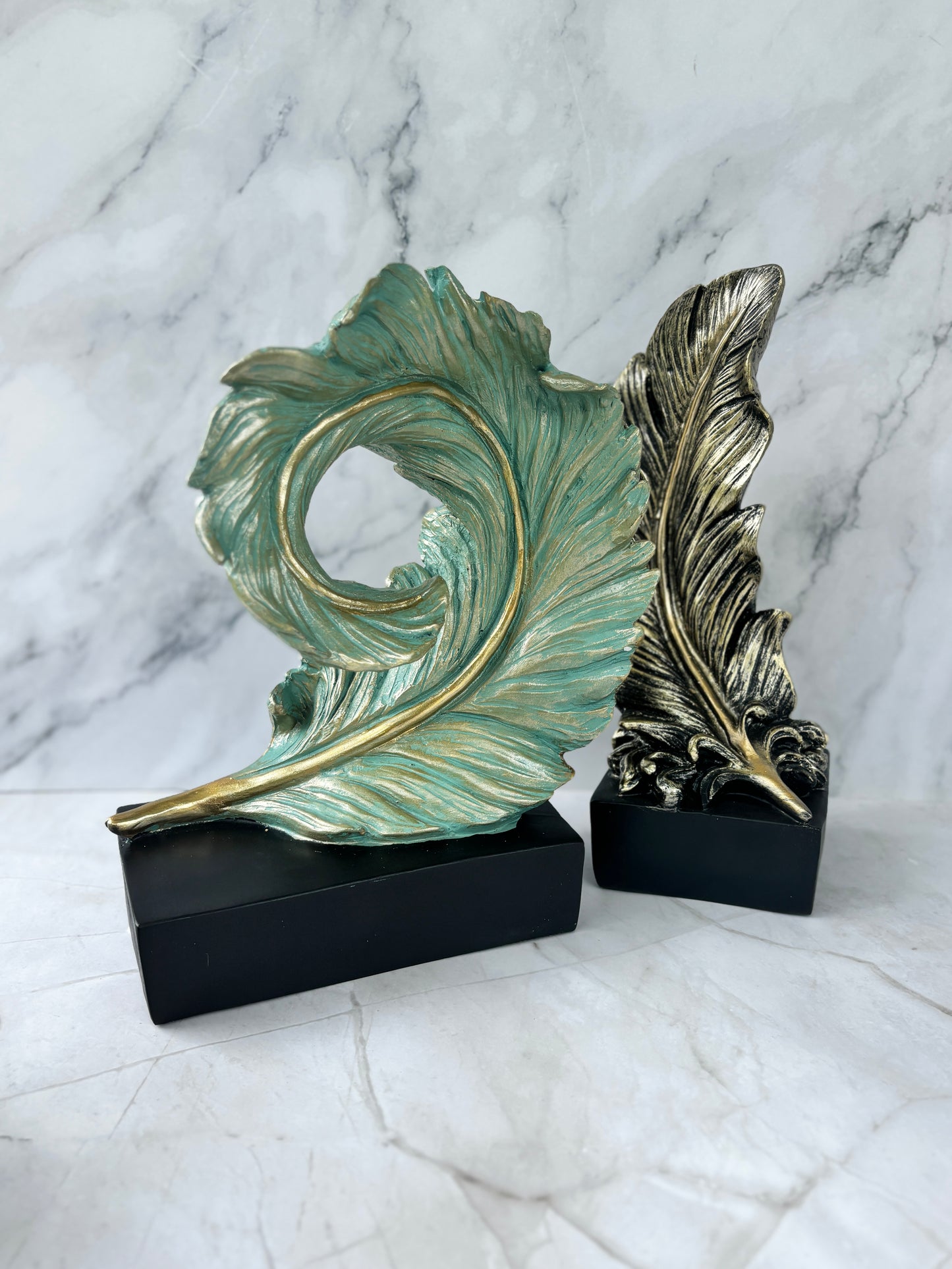 Curled Feather - Blue